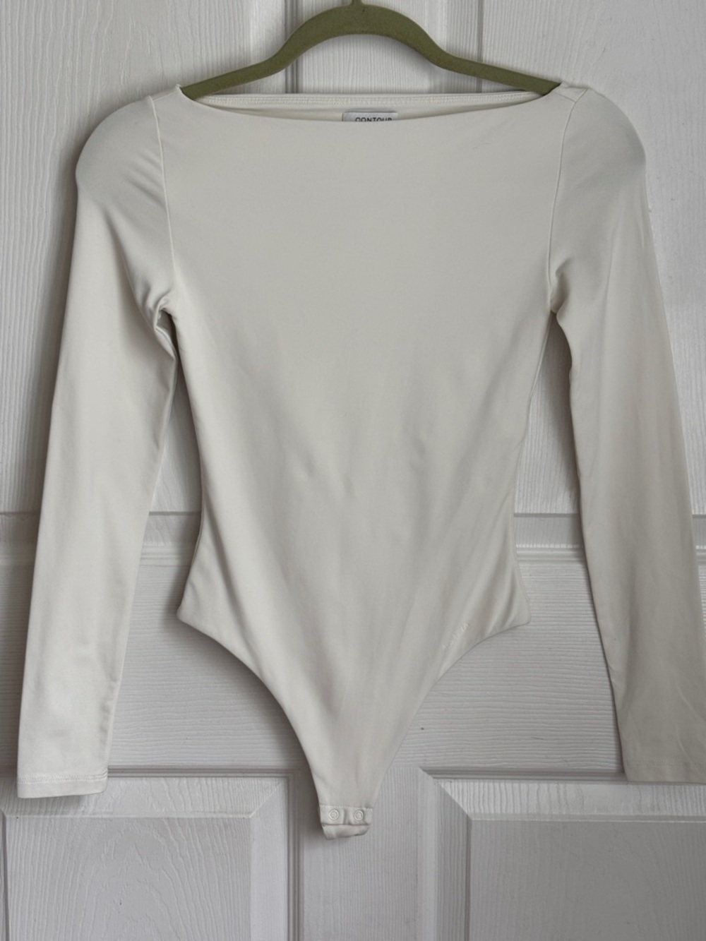 Aritzia Contour Scoop Boat Neck Long Sleeve Bodysuit White Size XS Thong shaping